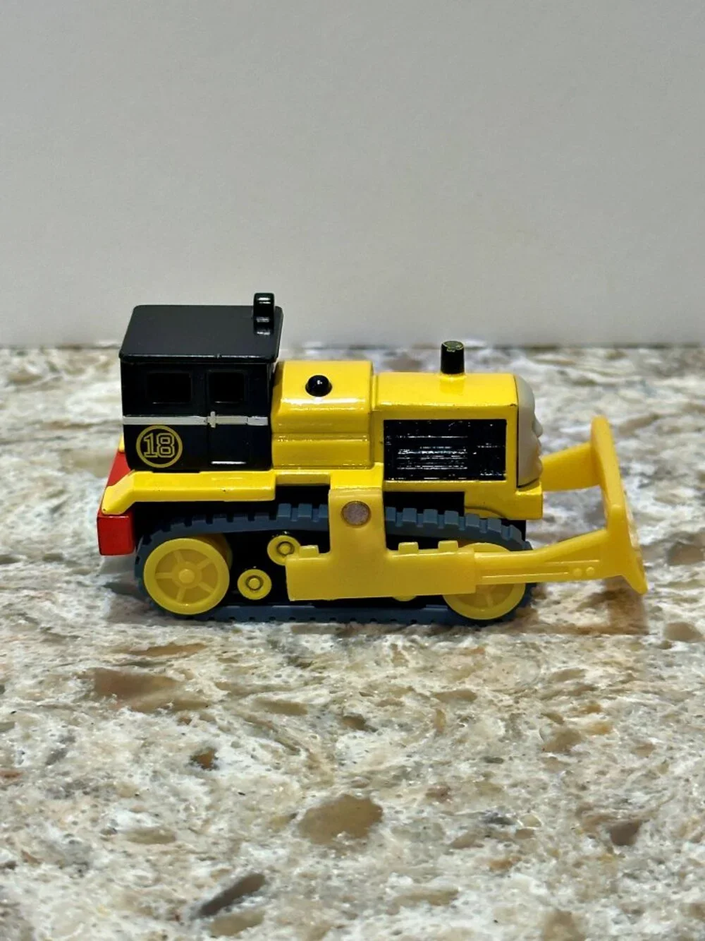 Thomas & Friends Byron the Bulldozer Take Along Die Cast 2008 Learning Curve